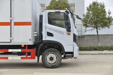 ���绪�� T3 165���� 4X2 5.13����ȼ������ʽ���䳵(����)(��������)(CLW5121XRQE6)ͼƬ