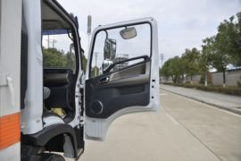 东风华神底盘&nbsp;爆破器材运输车驾驶室图片