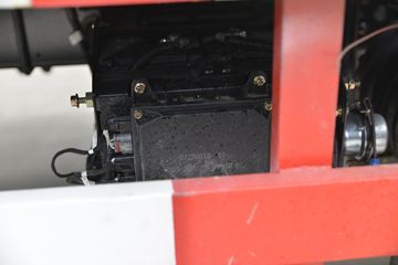 ���绪�� T3 165���� 4X2 ��ƿ���䳵(����)(��������)ͼƬ