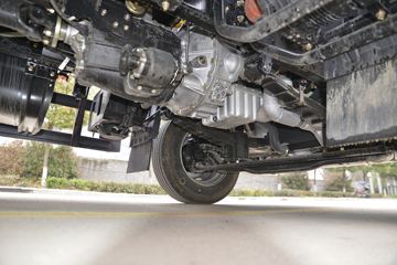 ���绪�� T3 165���� 4X2 5.13����ȼ������ʽ���䳵(����)(��������)(CLW5121XRQE6)ͼƬ