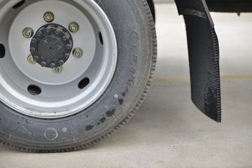 ���绪�� T3 165���� 4X2 5.13����ȼ������ʽ���䳵(����)(��������)(CLW5121XRQE6)ͼƬ