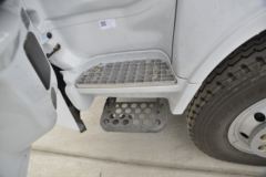 东风华神 F5 165马力 4X2 绿化喷洒车(炎帝牌)(SZD5166GPSEL6)