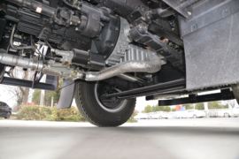 东风华神底盘&nbsp;洒水车/喷洒车底盘图片