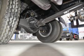 东风华神底盘&nbsp;洒水车/喷洒车底盘图片