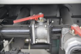 东风华神底盘&nbsp;洒水车/喷洒车底盘图片