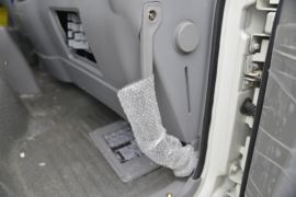 湖北大运底盘&nbsp;油罐车驾驶室图片