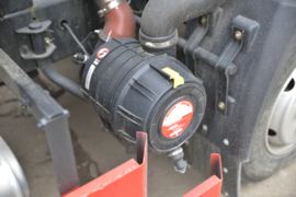 湖北大运底盘&nbsp;油罐车底盘图片