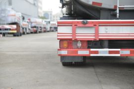 湖北大运底盘&nbsp;油罐车上装图片