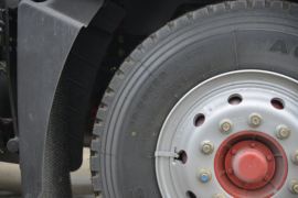 东风多利卡底盘 洒水车/喷洒车底盘图片