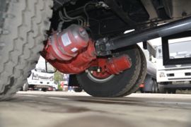 东风多利卡底盘&nbsp;洒水车/喷洒车底盘图片