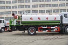 东风多利卡底盘 洒水车/喷洒车上装图片