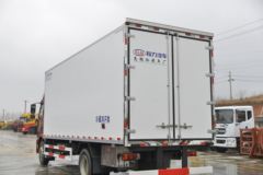 一汽解放 J6L 240马力 4X2 6.8米冷藏车(程力威牌)(CLW5180XLCC5)