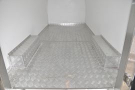 福田商务车底盘&nbsp;冷藏车上装图片