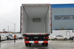 东风商用车 天锦KR 245马力 4X2 6.8米冷藏车(程力威牌)