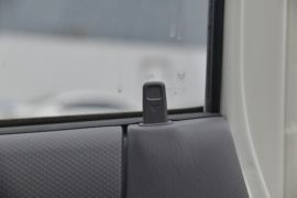 江铃底盘&nbsp;冷藏车驾驶室图片