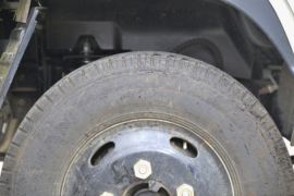 江铃底盘&nbsp;冷藏车底盘图片