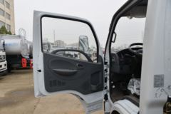 东风 多利卡D6 115马力 4X2 加油车(楚飞牌)(国六)(CLQ5070GJY6E)