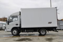 跃进 福运S80 113马力 4X2 3.55米冷藏车(SH5033XLCPEGCNZ)