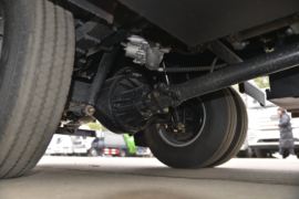 东风多利卡底盘&nbsp;油罐车底盘图片