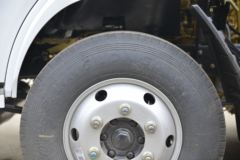 东风 多利卡D6 115马力 4X2 加油车(楚飞牌)(CLQ5071GJY5) 东风 多利卡D6 115马力 4X2 加油车(楚飞牌)(CLQ5071GJY5)