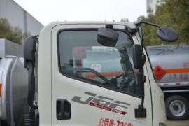 一汽解放轻卡底盘 油罐车外观图片