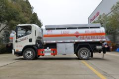 一汽解放轻卡 J6F 130马力 4X2 加油车(楚飞牌)(国六)(CLQ5070GJY6CA)