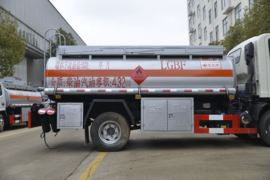 一汽解放轻卡底盘 油罐车上装图片
