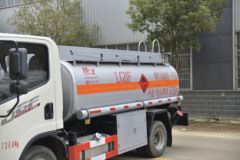一汽解放轻卡 J6F 130马力 4X2 加油车(楚飞牌)(国六)(CLQ5070GJY6CA)