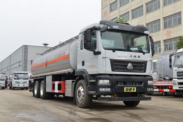 重汽汕德卡底盘&nbsp;油罐车外观图片