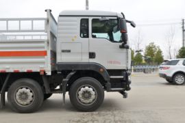 重汽汕德卡底盘&nbsp;爆破器材运输车外观图片