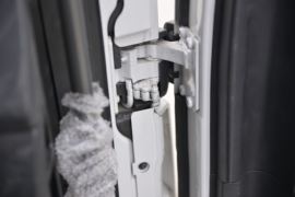 重汽汕德卡底盘&nbsp;爆破器材运输车驾驶室图片