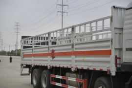 重汽汕德卡底盘&nbsp;爆破器材运输车上装图片