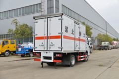 跃进 福运S80 113马力 4X2 杂项危险物品厢式运输车(成龙威)(国六)