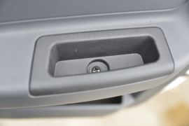 上汽跃进底盘&nbsp;爆破器材运输车驾驶室图片