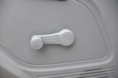 跃进 福运S70 113马力 4X2 杂项危险物品厢式运输车(成龙威)(国六)