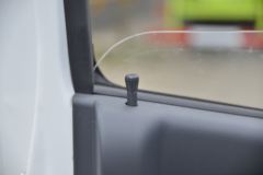 跃进 福运S70 113马力 4X2 杂项危险物品厢式运输车(成龙威)(国六)