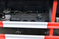 跃进 福运S80 113马力 4X2 杂项危险物品厢式运输车(成龙威)(国六)