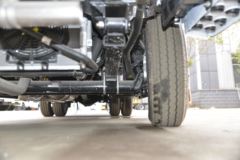 跃进 福运S80 113马力 4X2 杂项危险物品厢式运输车(成龙威)(国六)