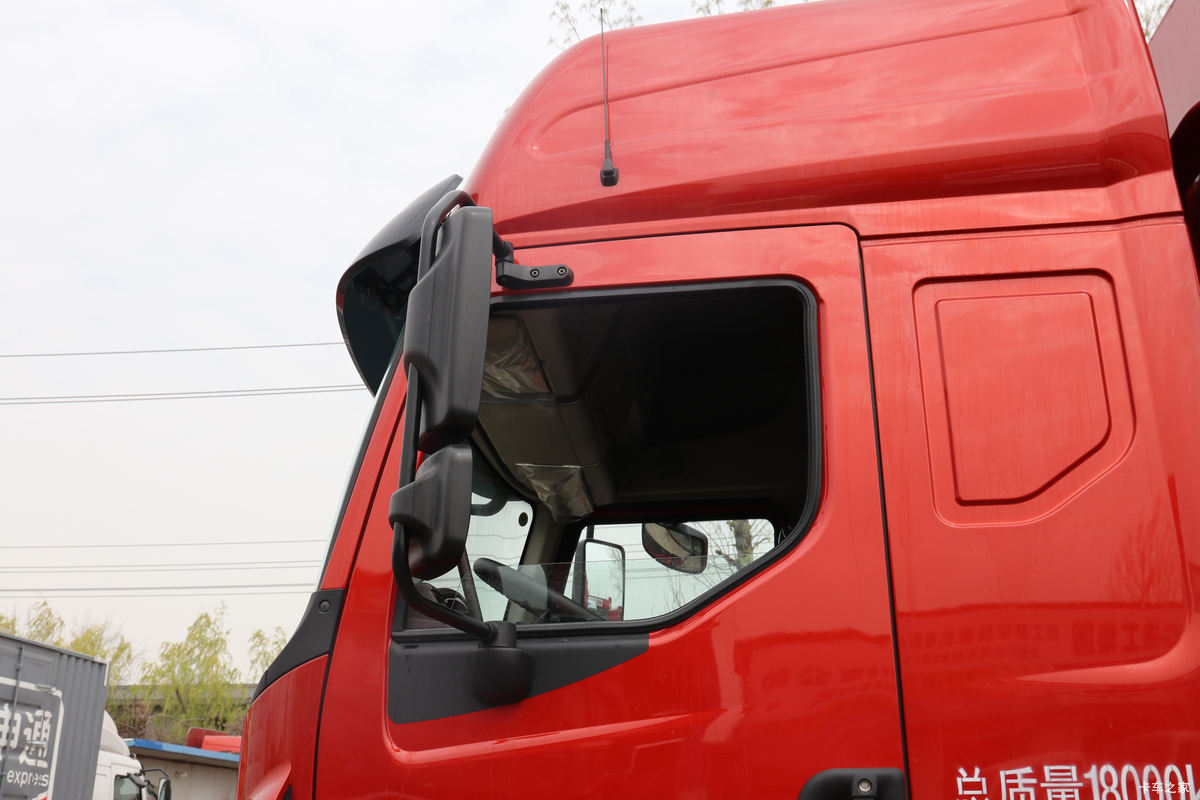  H5п 260 4X2 6.8ײդʽػ(LZ5183CCYH5AB)                                                