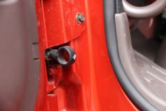 东风柳汽 乘龙H5中卡 260马力 4X2 6.8米仓栅式载货车(LZ5183CCYH5AB)