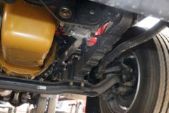 东风柳汽 乘龙H5中卡 260马力 4X2 6.8米仓栅式载货车(LZ5183CCYH5AB)