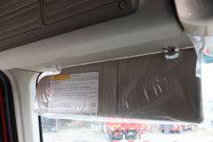 东风柳汽 乘龙H5中卡 260马力 4X2 6.8米仓栅式载货车(LZ5183CCYH5AB)