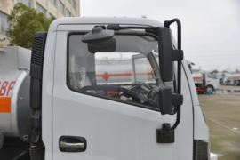 东风多利卡底盘&nbsp;油罐车外观图片