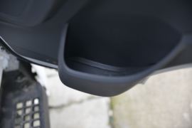 东风多利卡底盘&nbsp;油罐车驾驶室图片