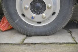 东风多利卡底盘&nbsp;油罐车底盘图片