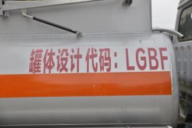 东风多利卡底盘&nbsp;油罐车上装图片