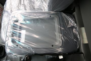 ���� ˧��Q3 130���� 4.13�׵�����ʽ�Ῠ(����)(HFC5041XXYP73K1C7S-1)ͼƬ