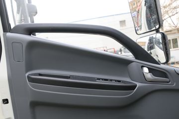 ���� ˧��Q3 130���� 4.13�׵�����ʽ�Ῠ(����)(HFC5041XXYP73K1C7S-1)ͼƬ