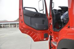 东风商用车 天龙VL重卡 450马力 6X4牵引车(平顶)(DFH4250A4) 东风商用车 天龙VL重卡 450马力 6X4牵引车(平顶)(DFH4250A4)