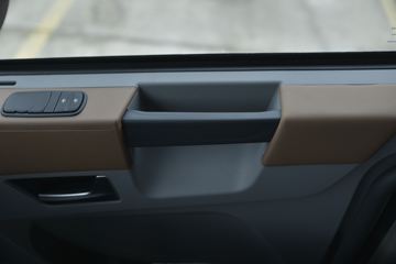 �������ó� �����콢KX 600���� 6X4 AMT�Զ���ǣ����(����)ͼƬ